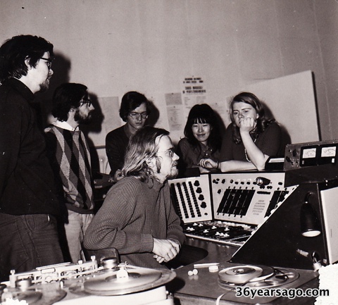 1971 Electronic music class with Dieter Kaufmann.