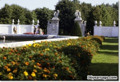 Belvedere Palace grounds 01