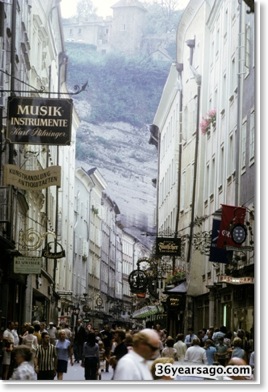 Shopping on Getreidegasse