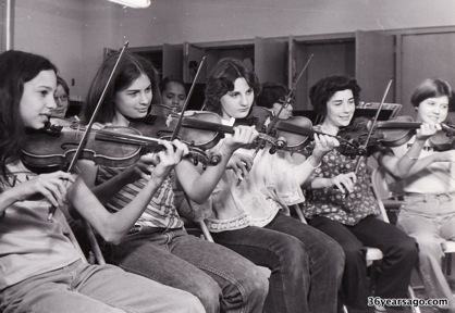 Student violinists